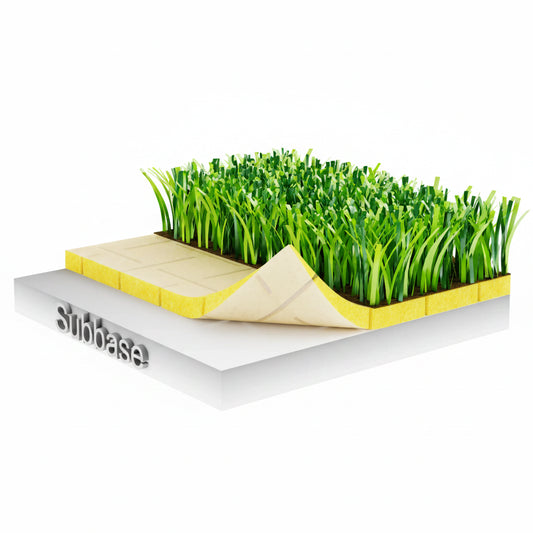Underlay layer beneath synthetic putting turf